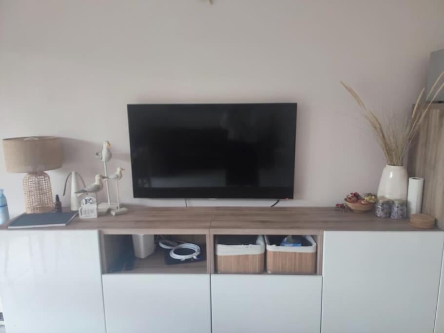 4-Persoons Appartement Met Een Mooi Uitzicht เดอปาน ภายนอก รูปภาพ
